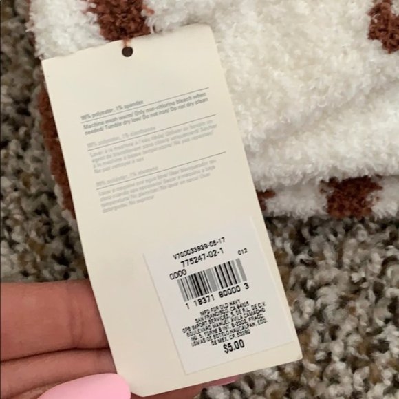 Women Cozy Socks - Picture 2 of 3